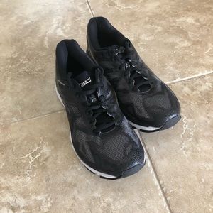 Women’s ASICS Gel Nimbus 19 Running Shoes Sz 8.5